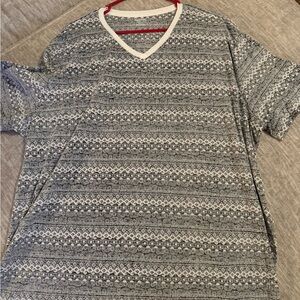 Mossimo Supply Co. Black and White V-Neck